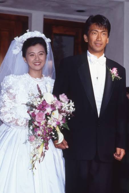 薬師丸ひろ子さんと玉置浩二さんの結婚式